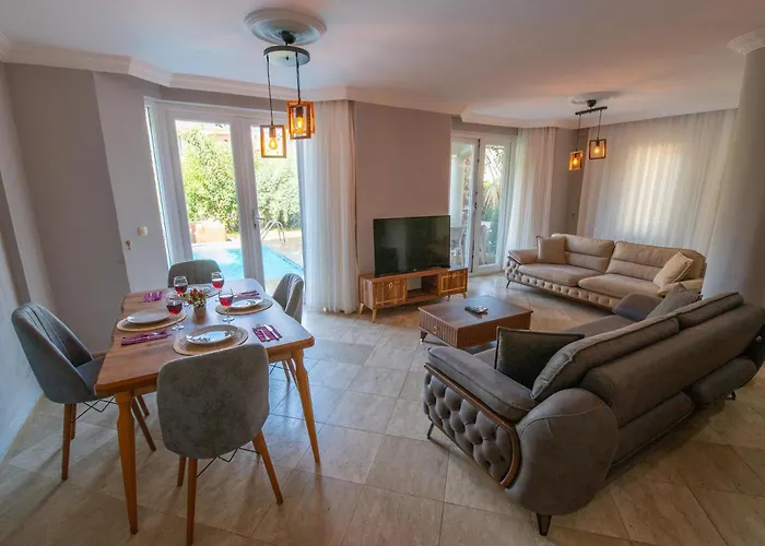 Sunset Club Aqualettings Starfish 3 Villa